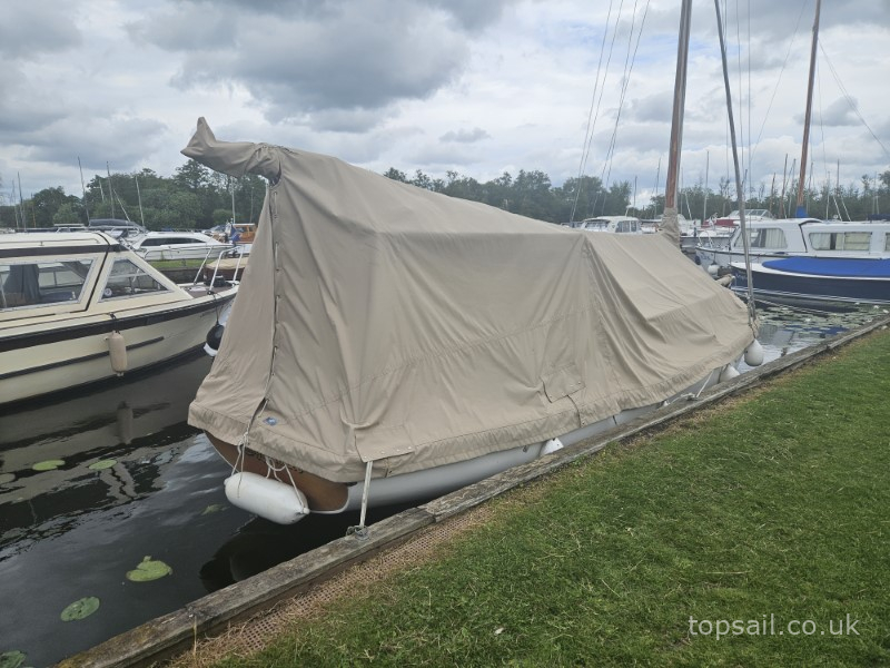 1993 Farrington 30 RCC #322 (GRP Hull)