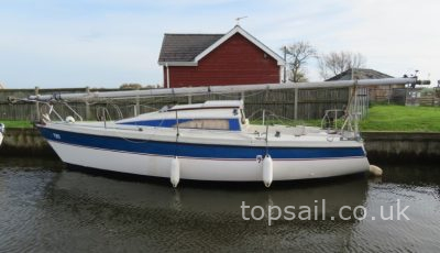 Pegasus 700 (Bilge/Twin Keel)