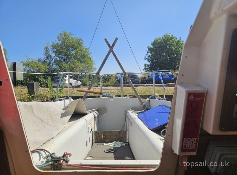 Pegasus 700 (Bilge/Twin Keel)