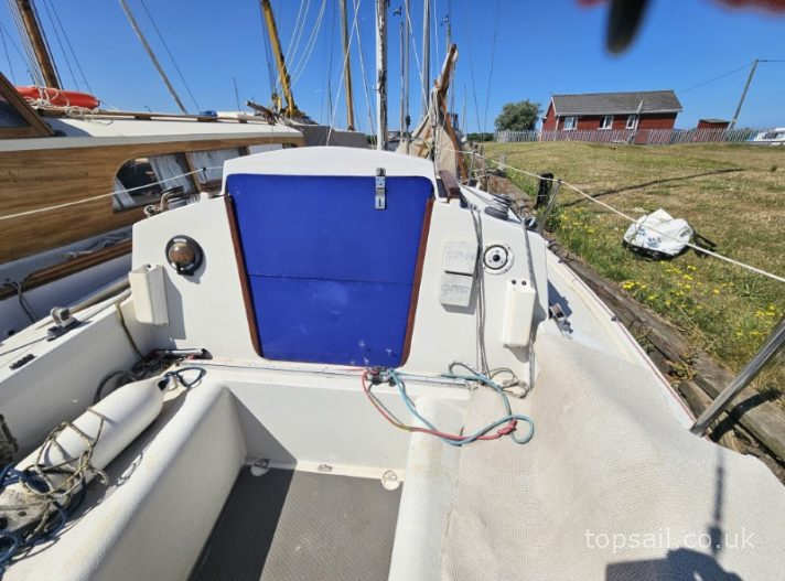Pegasus 700 (Bilge/Twin Keel)