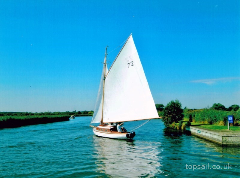 1908 Brit 31 River Cruiser Class #72