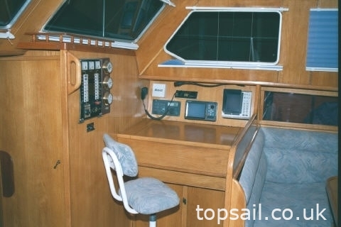 1994 Roberts 50ft Sailing Cruiser