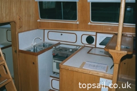 1994 Roberts 50ft Sailing Cruiser