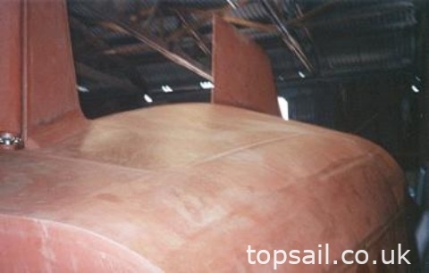 2000 Roberts 434 Hull & Engine