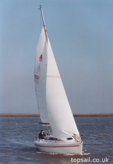 2000 Sunset 270 Sailing Cruiser