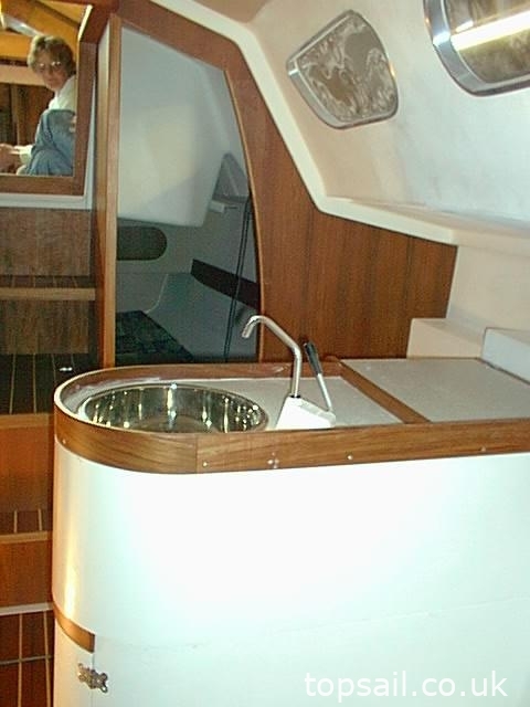 2000 Sunset 270 Sailing Cruiser