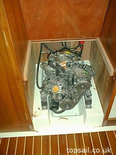 2000 Sunset 270 Sailing Cruiser
