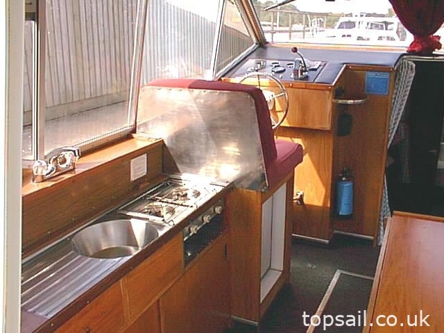 1985 Sancerre Motor Cruiser