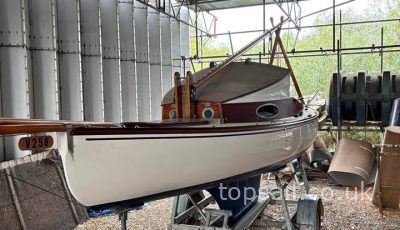 Thurne Restricted Class with Cuddy – Twinkle