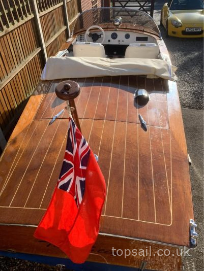 Sebena Classic Speedboat & Trailer