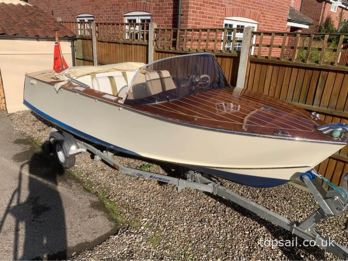 Sebena Classic Speedboat & Trailer