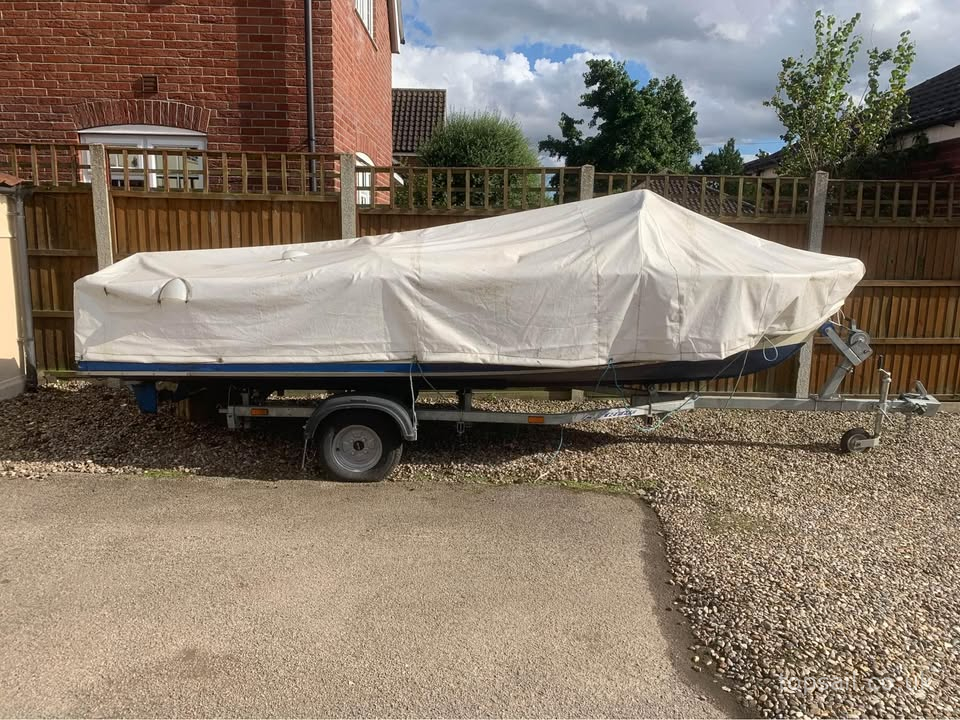 Sebena Classic Speedboat & Trailer