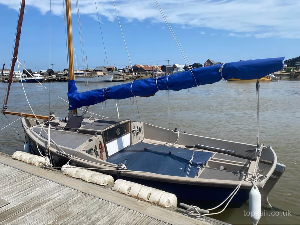 1982 Cornish Crabber Shrimper 19 – with trailer