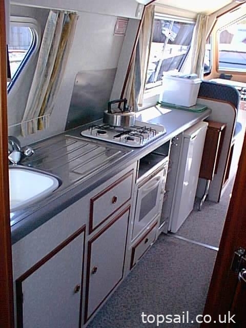 1998 Alphacraft 29