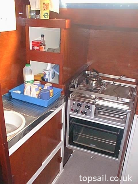 1995 Roberts Spray 38