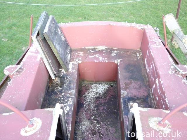 1983 Roberts Spray 28 (incomplete)