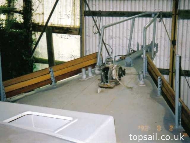 2001 Roberts Spray 40