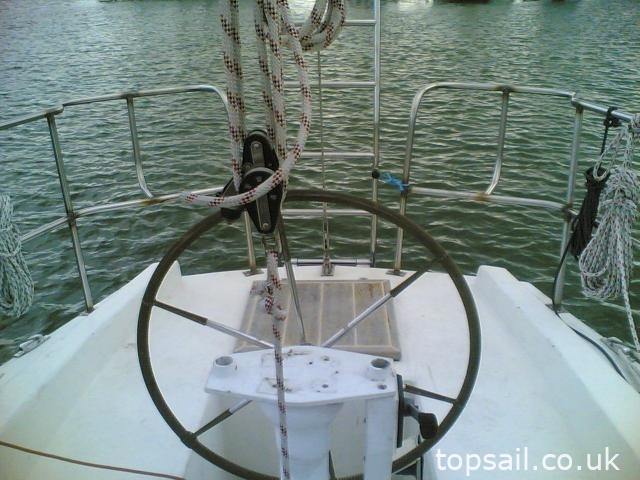 2004 Roberts 34
