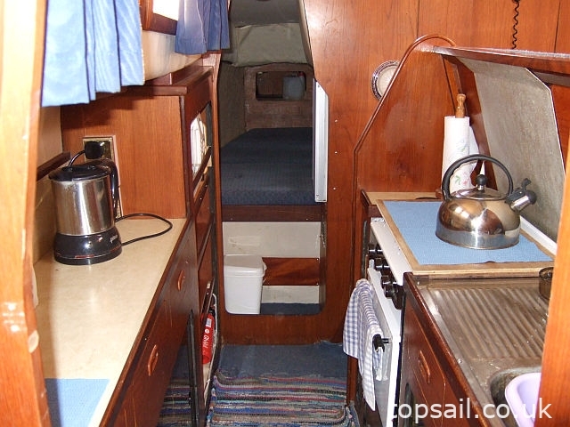 1986 Prout Quest 33 Catamaran