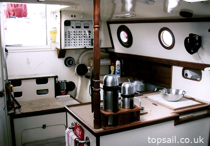 1990 Roberts Spray 33