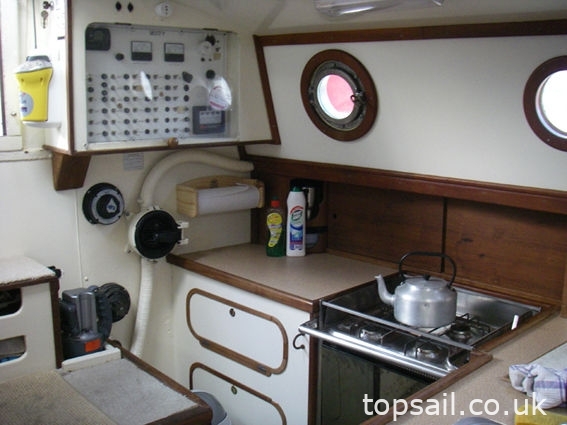 1990 Roberts Spray 33