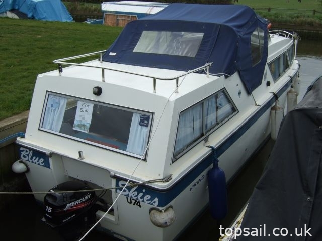 1988 Viking 26 Narrow Beam Centre Cockpit
