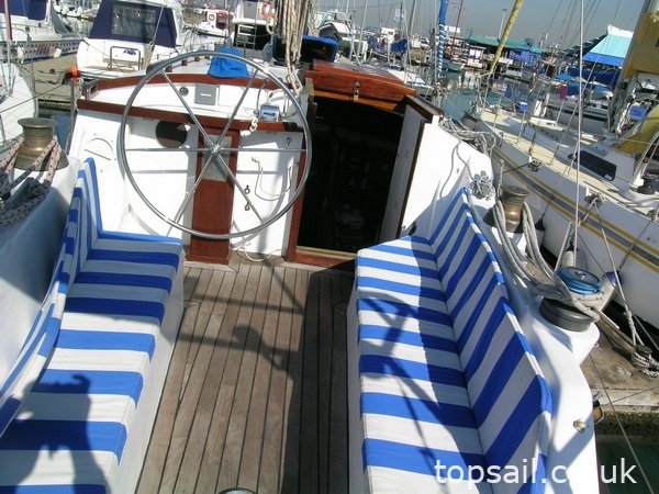 1986 Roberts 45 Deck Saloon