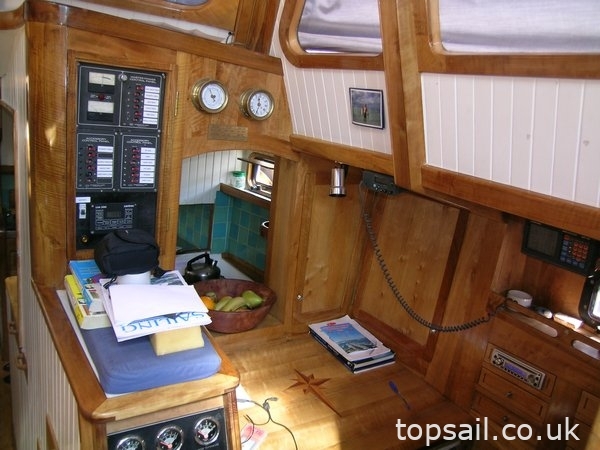 1986 Roberts 45 Deck Saloon