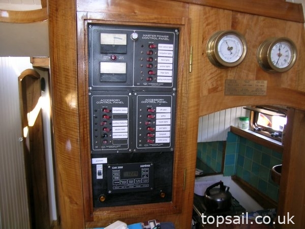 1986 Roberts 45 Deck Saloon