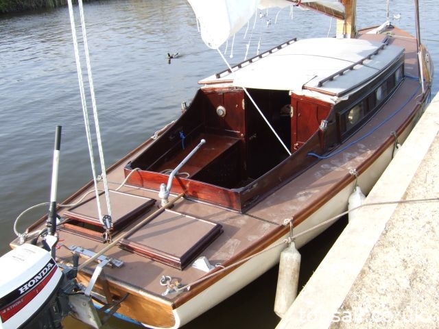 1950 Fine Lady River Cruiser