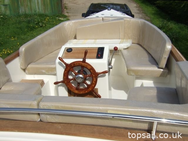 2008 Classy 17 Motor Launch