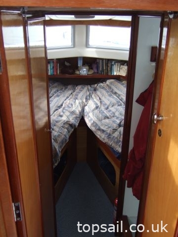 1972 Broom Skipper 30 Centre Cockpit