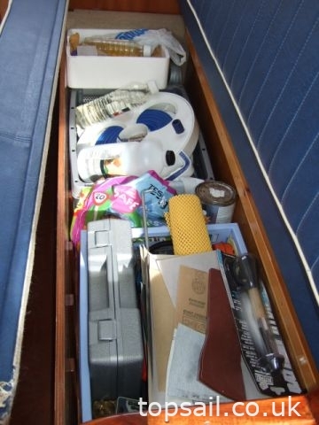 1972 Broom Skipper 30 Centre Cockpit