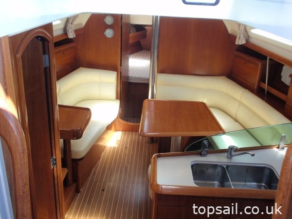 2003 Jeanneau Sun Odyssey 37