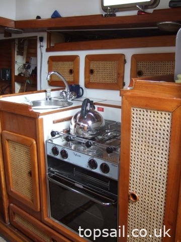 1985 Frances 26