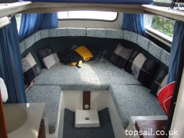 1989 Hardy Navigator 18