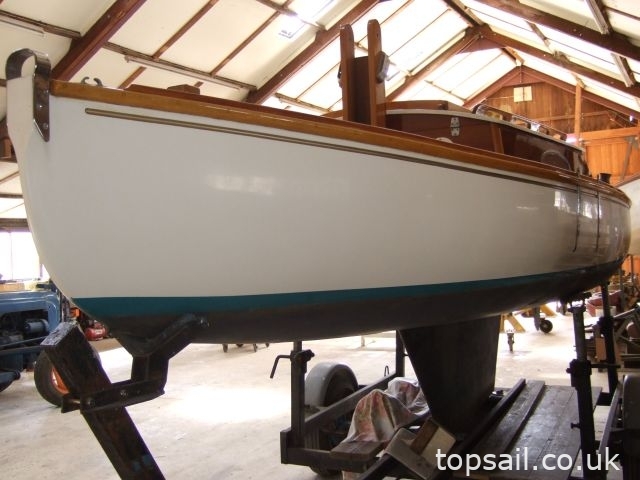 1990 Broads Sailing Cruiser