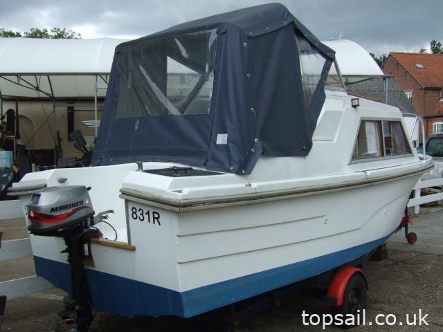 Two Berth Motor Cruiser