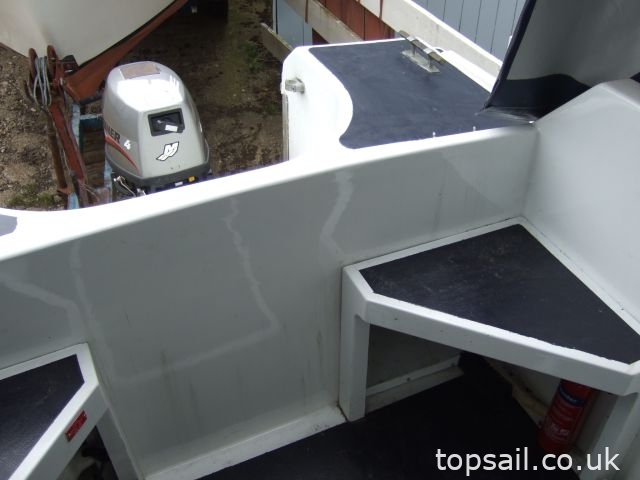 Two Berth Motor Cruiser