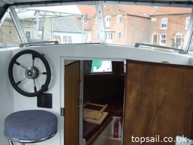 Two Berth Motor Cruiser