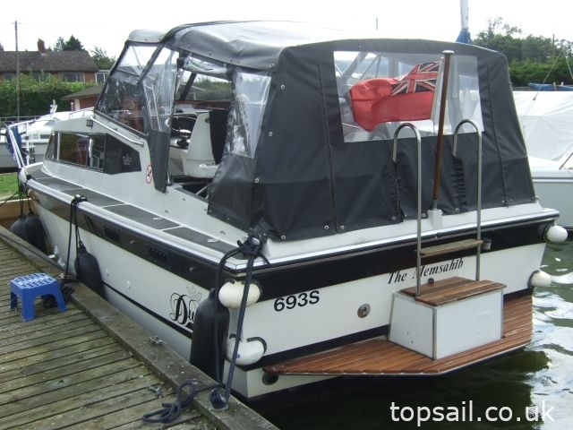 1987 Duchess 9m Motor Cruiser