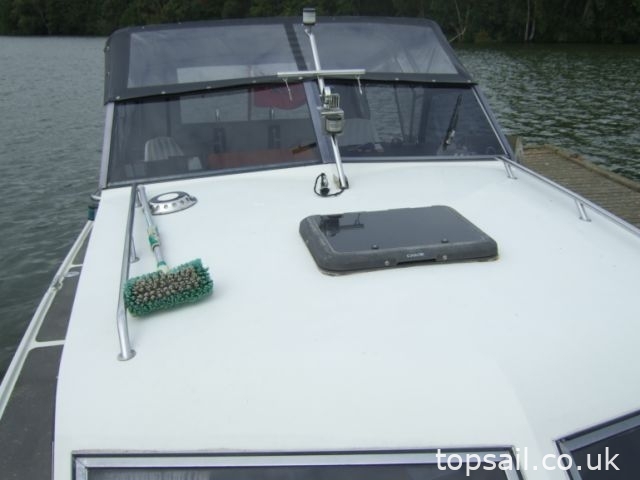 1987 Duchess 9m Motor Cruiser