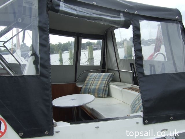 1987 Duchess 9m Motor Cruiser
