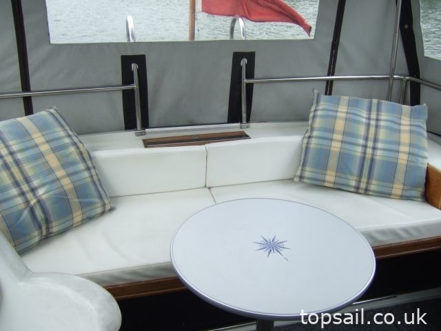 1987 Duchess 9m Motor Cruiser