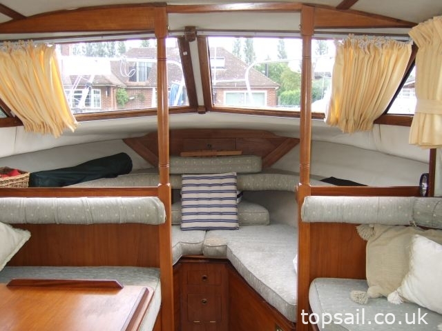 1987 Duchess 9m Motor Cruiser