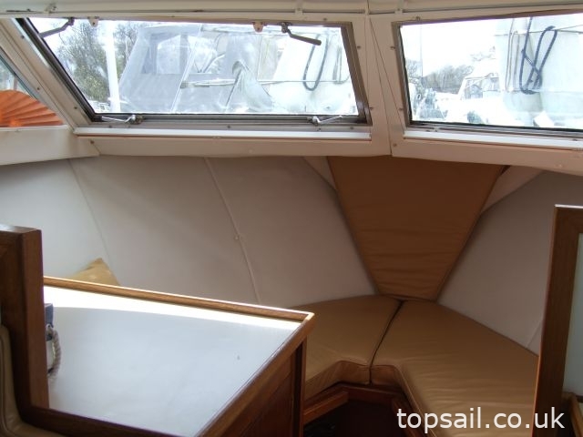 1974 Seamaster 30 Centre Cockpit