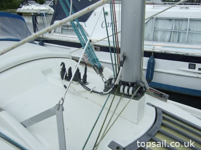 1989 Pegasus 700