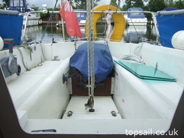 1989 Pegasus 700