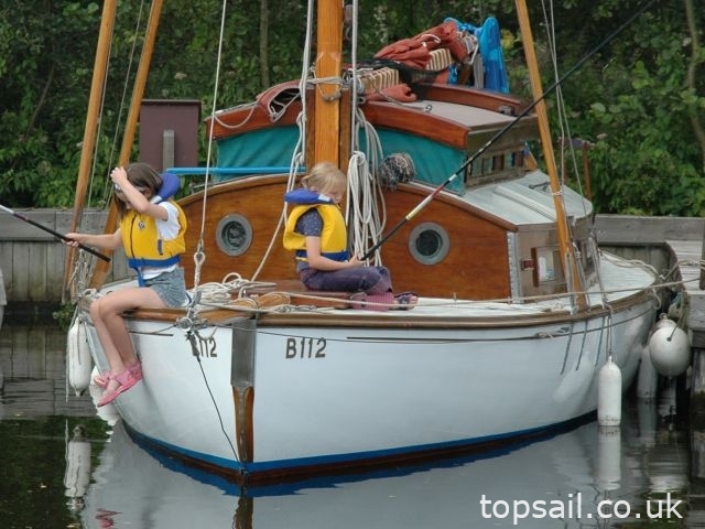 1934 Powles Merrymaid Class River Cruiser