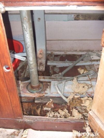 1953 Speedwell Class River Cruiser Project